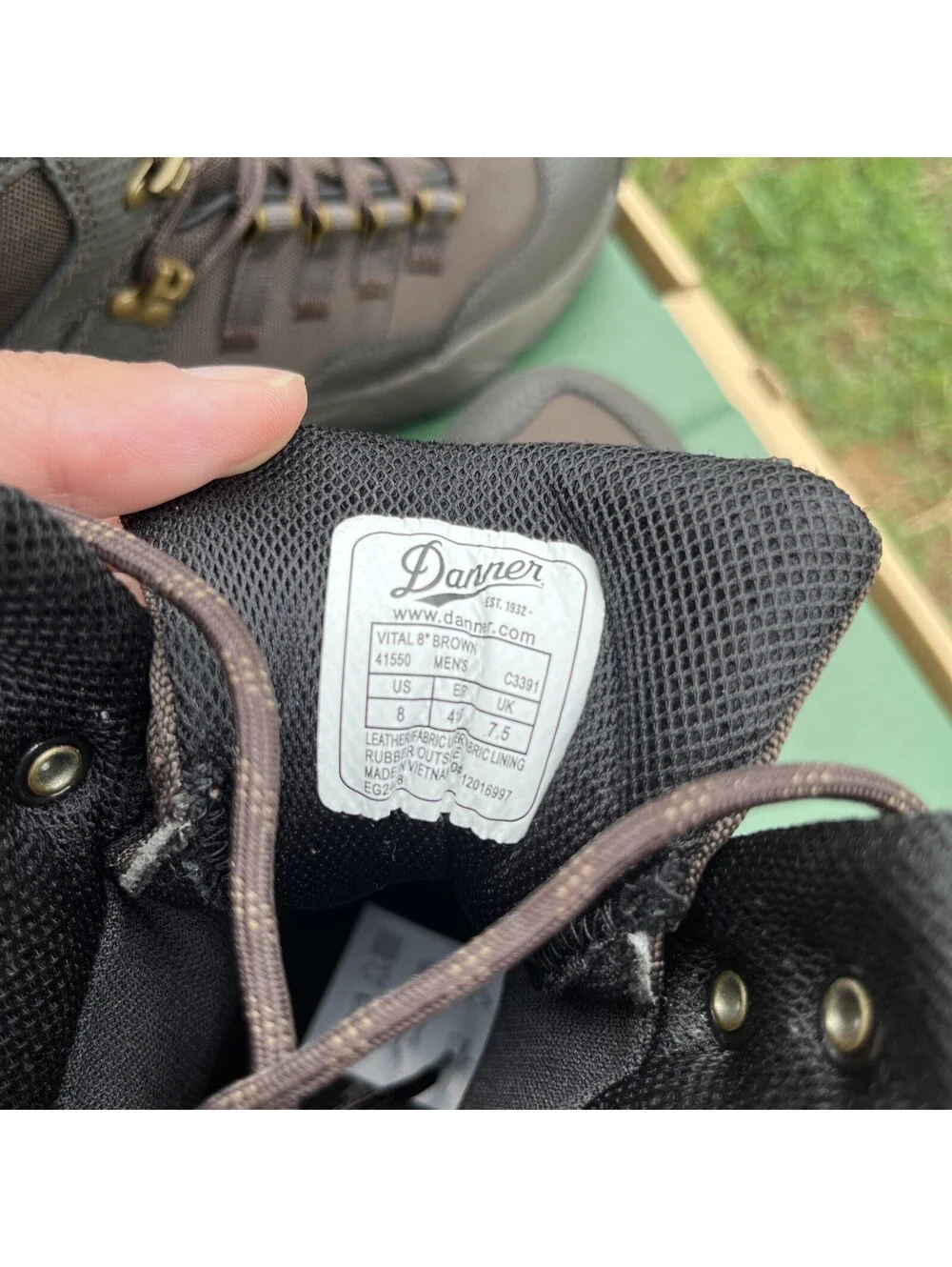 New Danner Vital 8” Dry Waterproof/ Plyolite Midsole Mens Size 8 Brown $210 MSRP